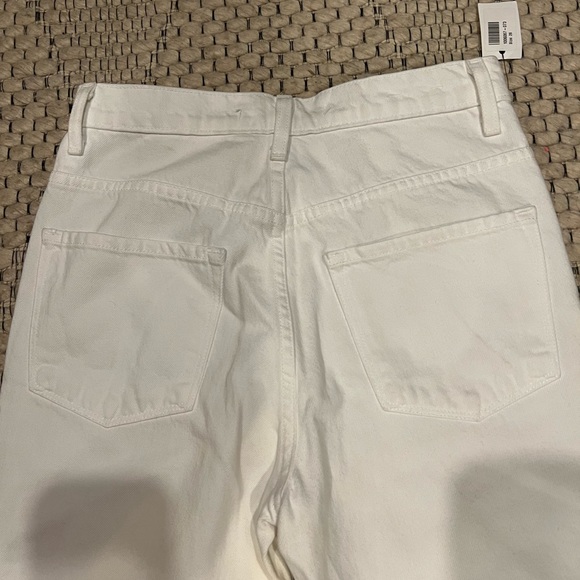 J Brand Joan Crop High Rise White Jeans NWT - Picture 9 of 11